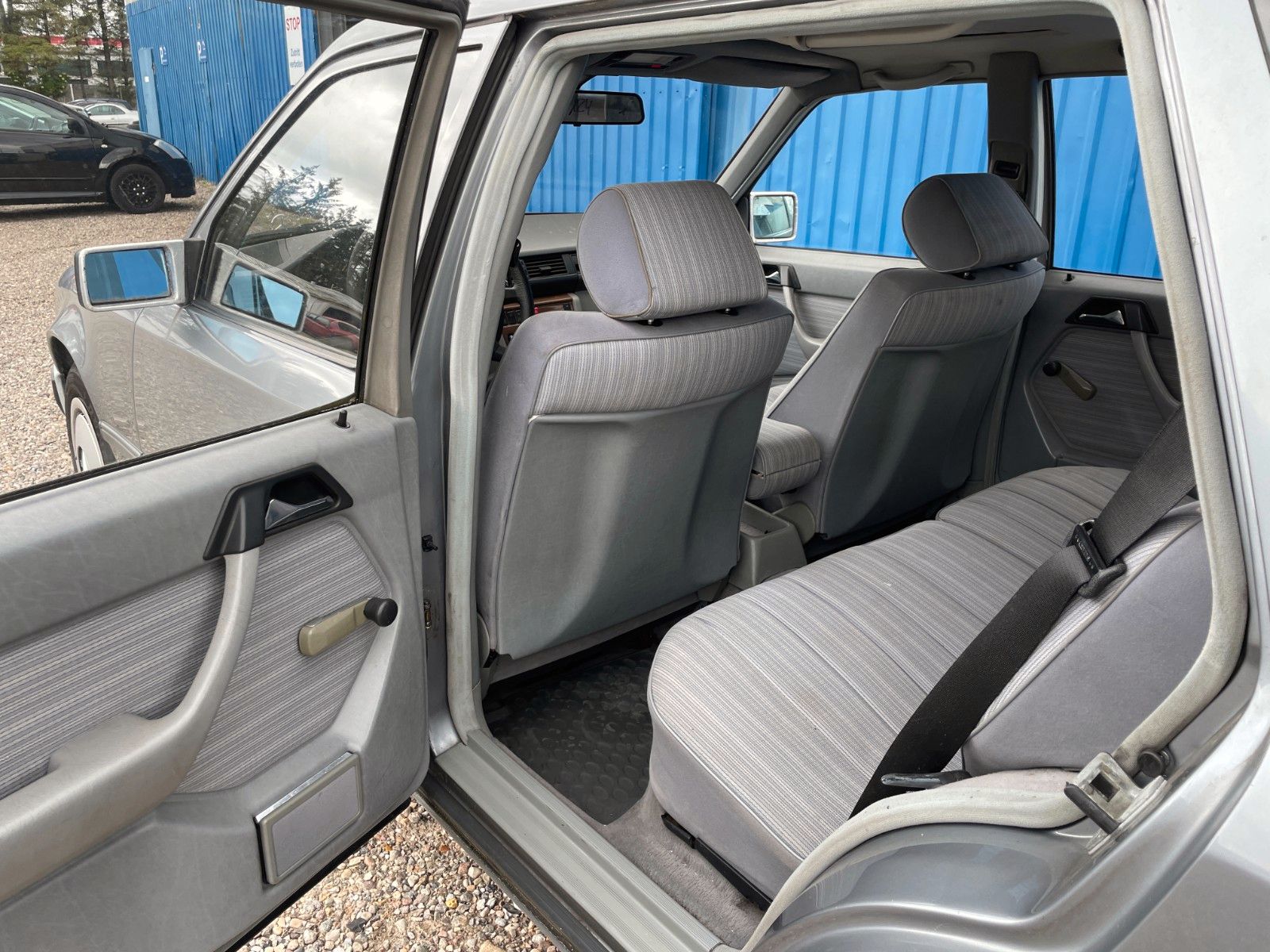 Fahrzeugabbildung Mercedes-Benz 230 TE**Automatik*Schiebedach*Servo**