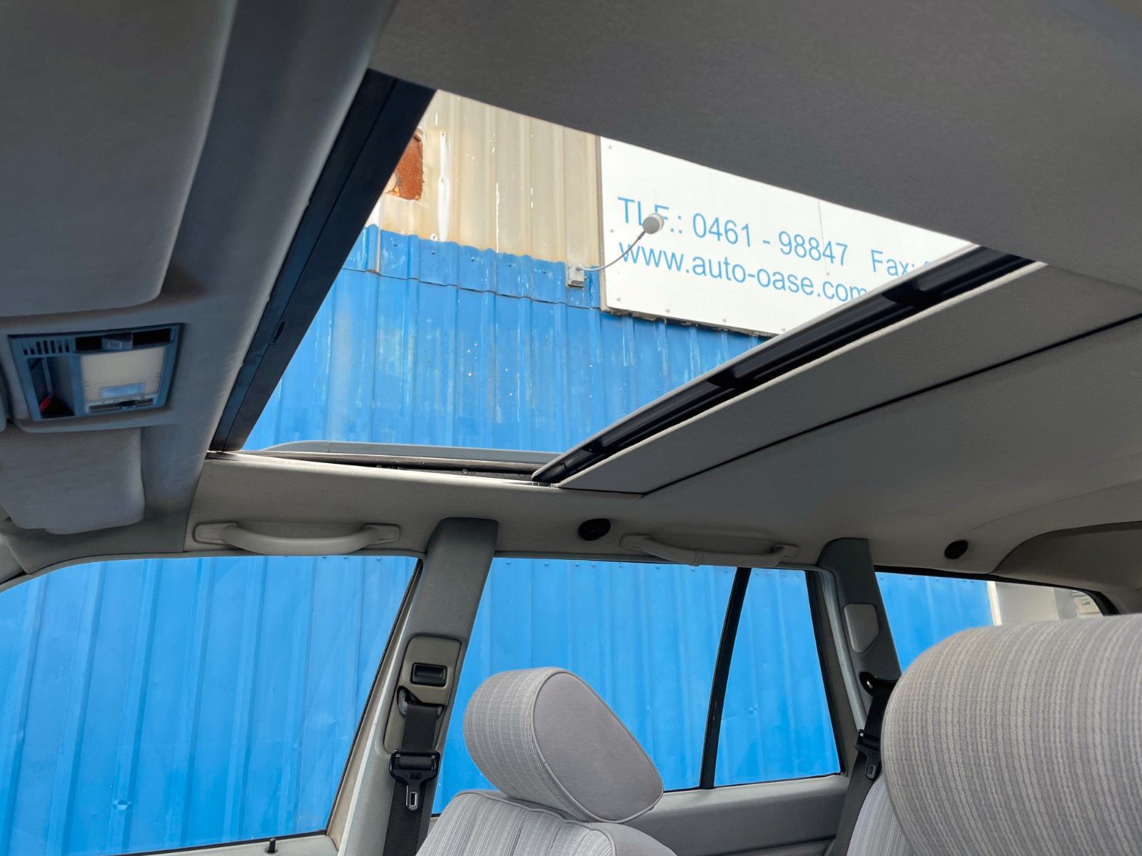 Fahrzeugabbildung Mercedes-Benz 230 TE**Automatik*Schiebedach*Servo**