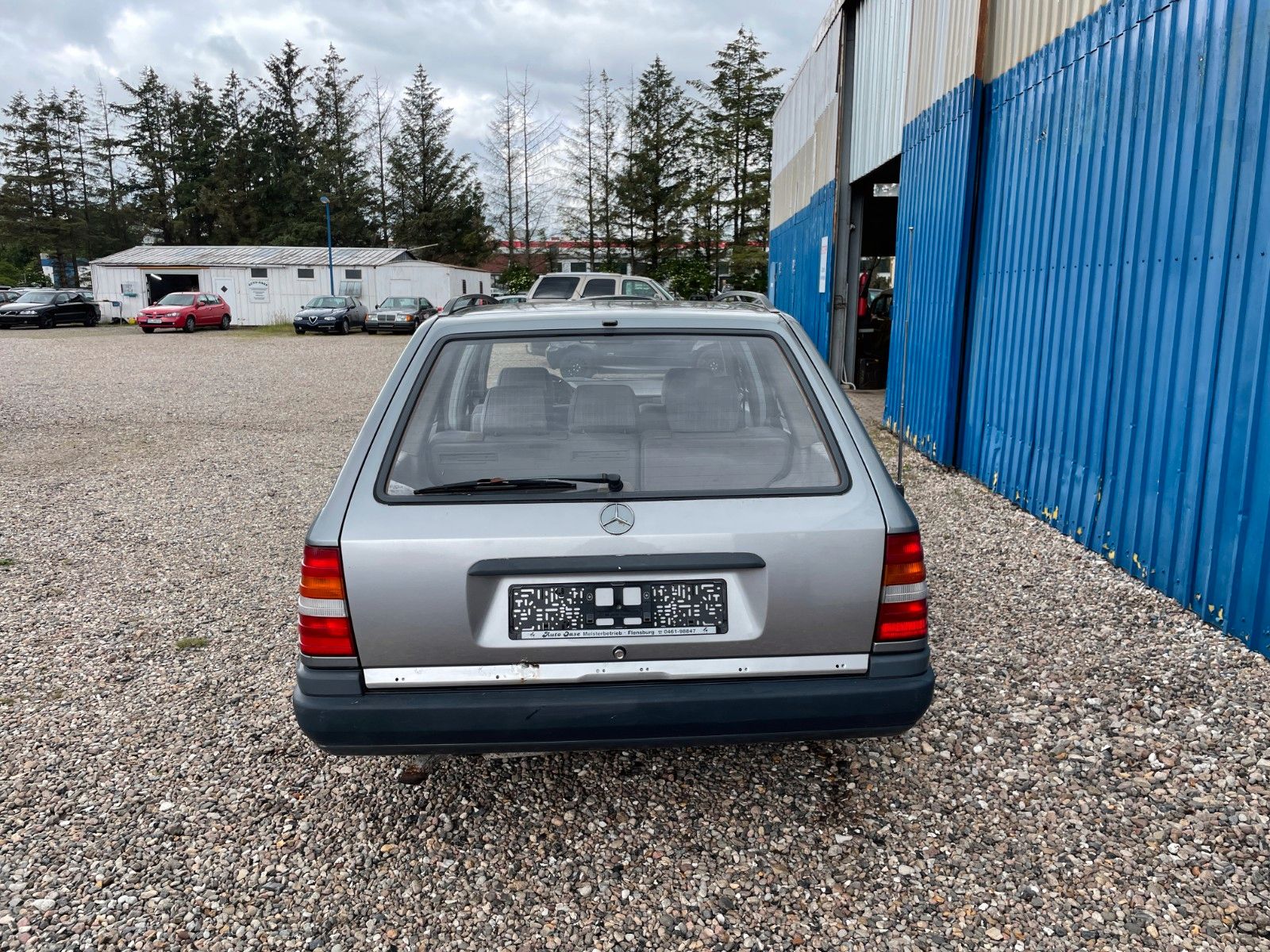 Fahrzeugabbildung Mercedes-Benz 230 TE**Automatik*Schiebedach*Servo**