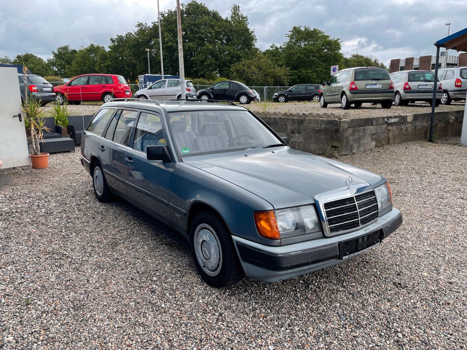 Fahrzeugabbildung Mercedes-Benz 230 TE**Automatik*Schiebedach*Servo**