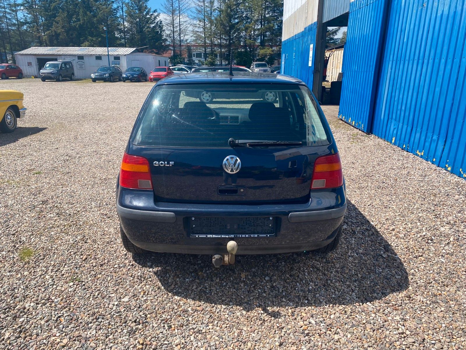 Fahrzeugabbildung Volkswagen Golf IV Lim. Basis **AHK*Klima**