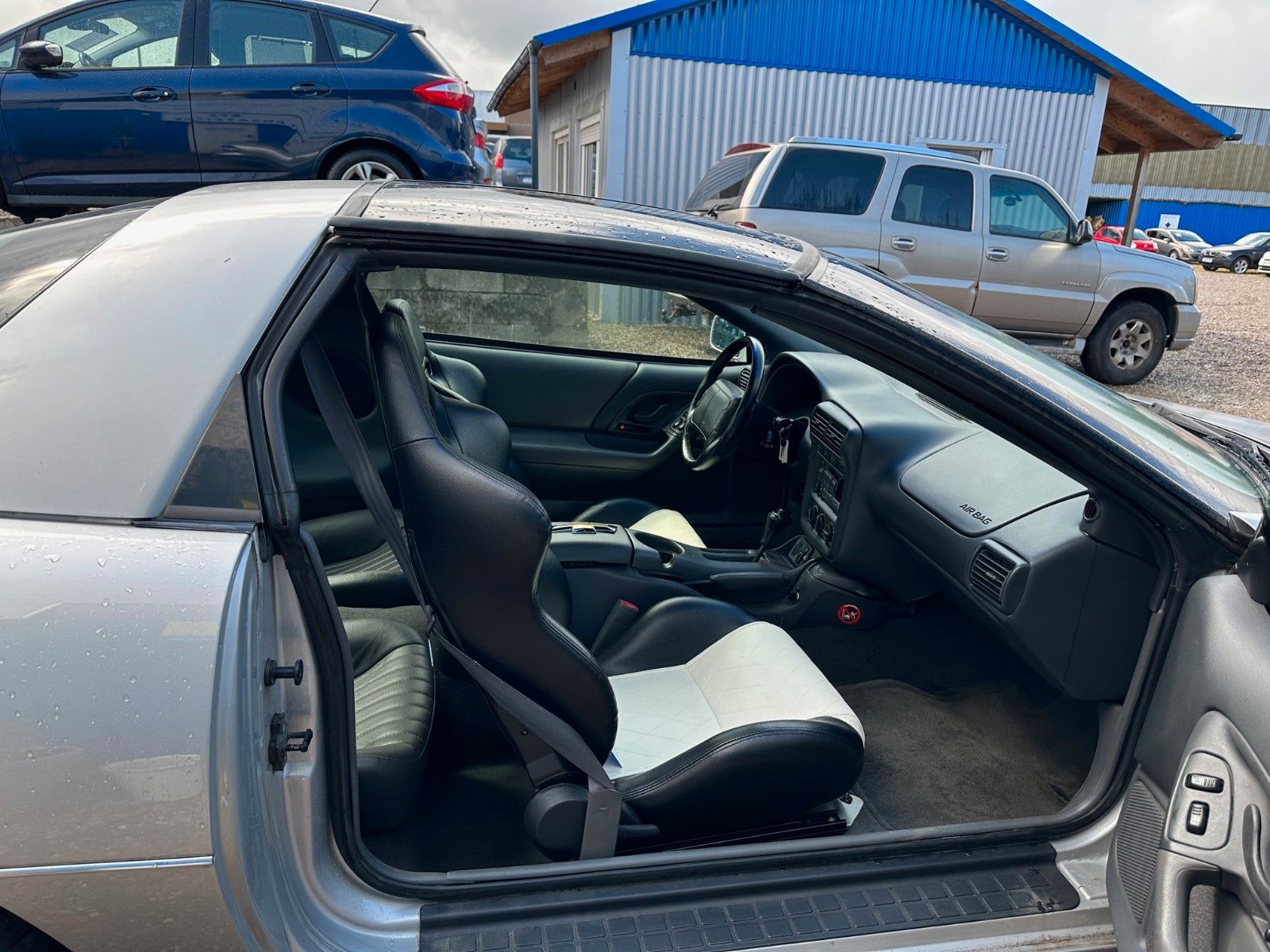 Fahrzeugabbildung Chevrolet Camaro 3.8 **Automatik**2. Hand.*95TKM**