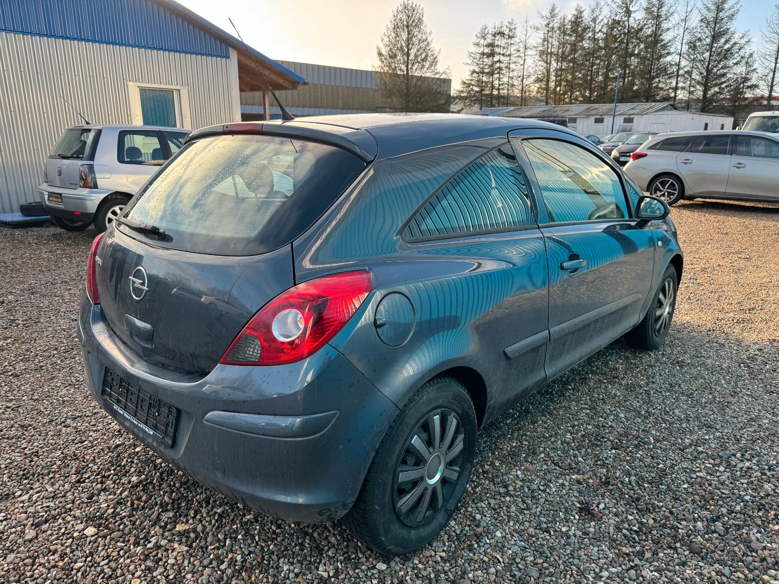 Fahrzeugabbildung Opel Corsa D**Edition**06/2025**