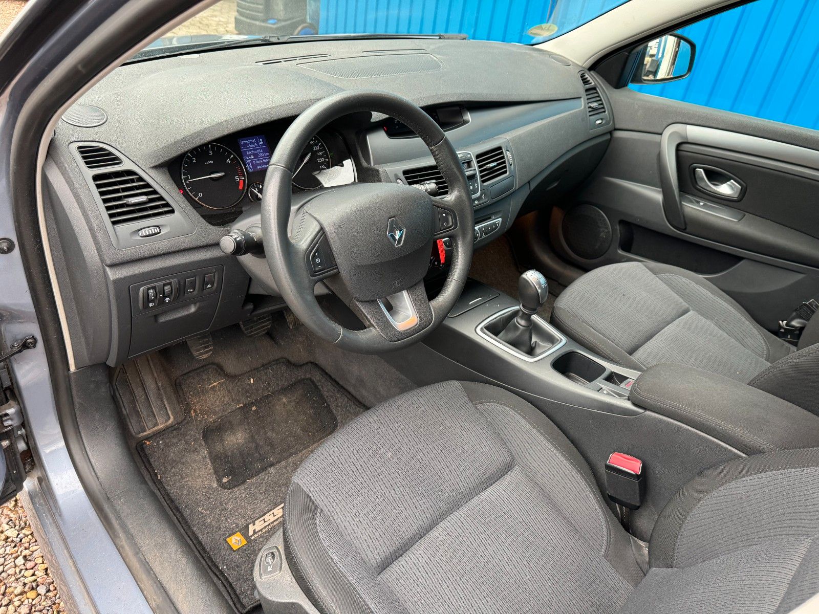Fahrzeugabbildung Renault Laguna III Grandtour**Expression**Klima**Tempo**
