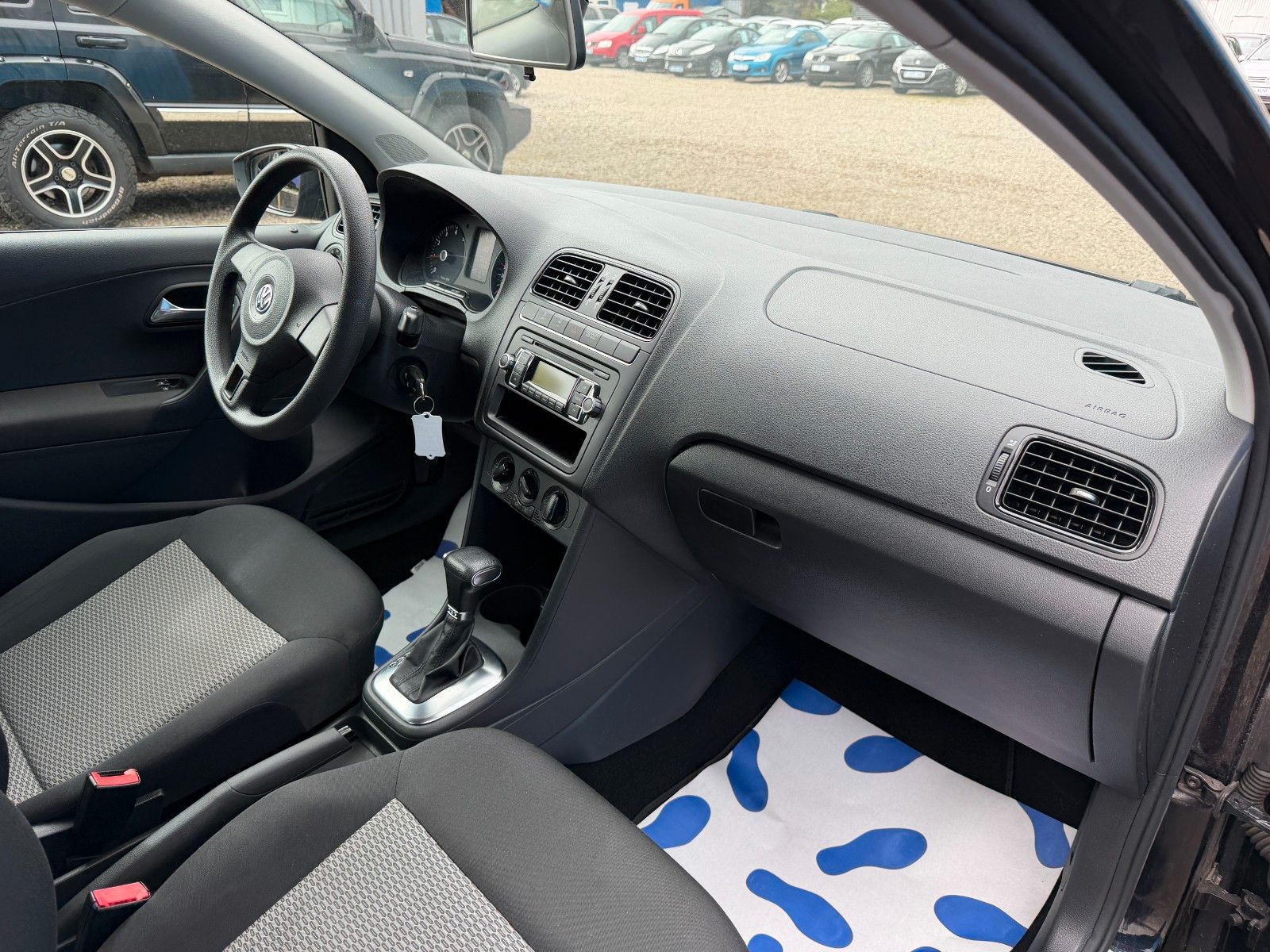 Fahrzeugabbildung Volkswagen Polo 1.4 DSG Comfortline**Automatik*8 Fach**