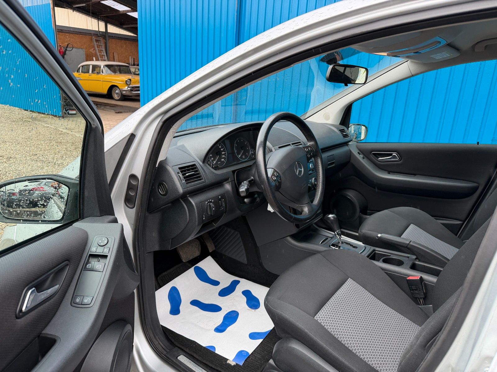 Fahrzeugabbildung Mercedes-Benz A 170**2.Hand*Automatik*8 Fach bereift*PDC**