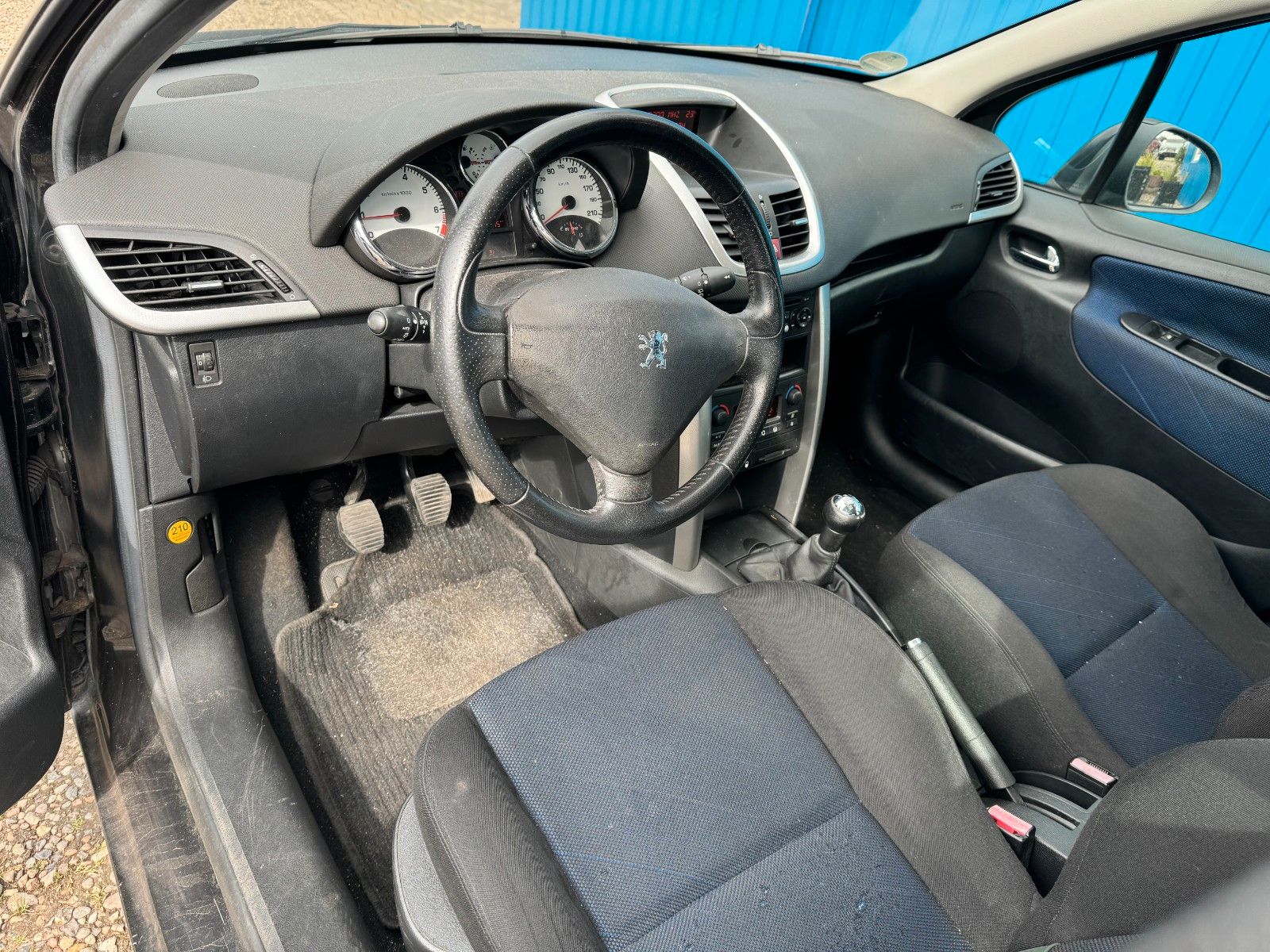 Fahrzeugabbildung Peugeot 207**87 TKM**Klimaaut.**
