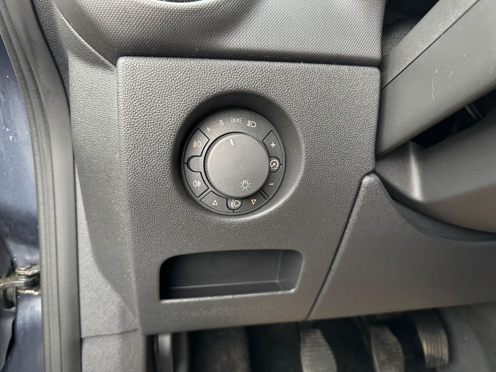 Fahrzeugabbildung Opel Corsa D Edition**Klima*Allwetter**