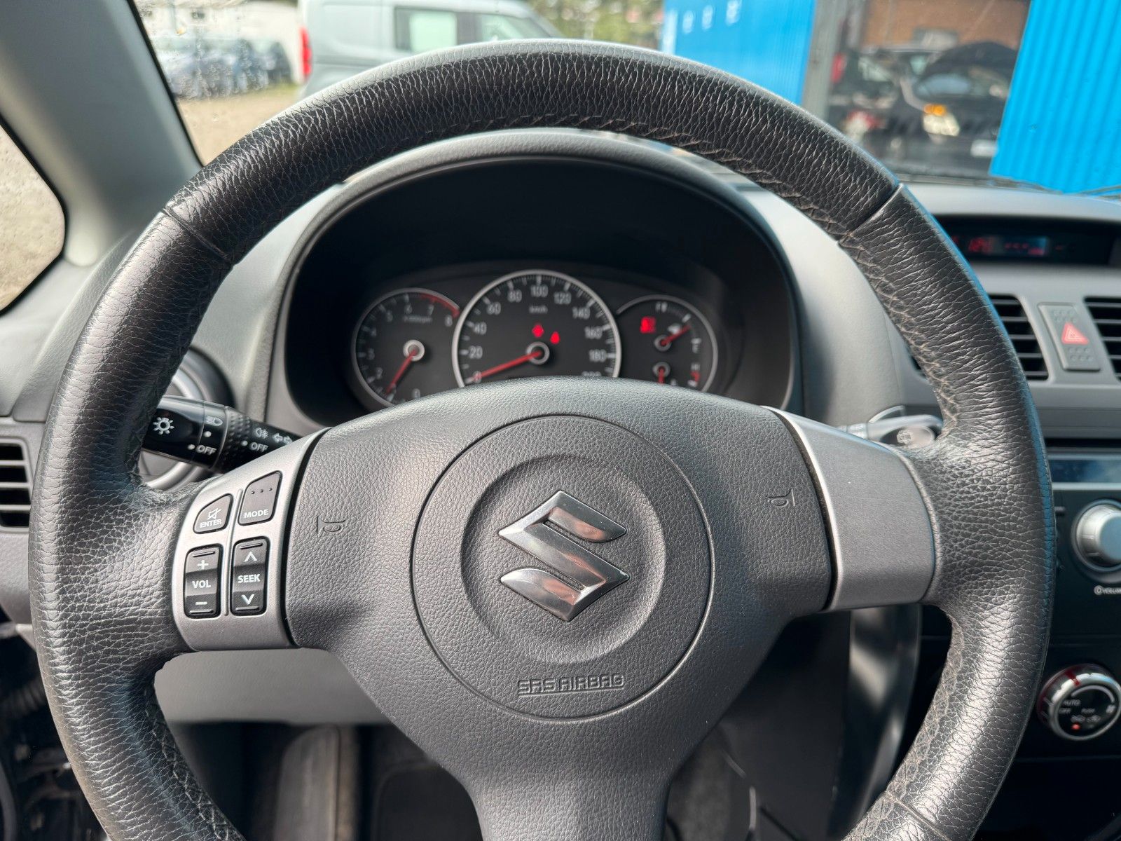 Fahrzeugabbildung Suzuki SX4 1.6 VVT 2WD**Sitzheizung*2.HAND**