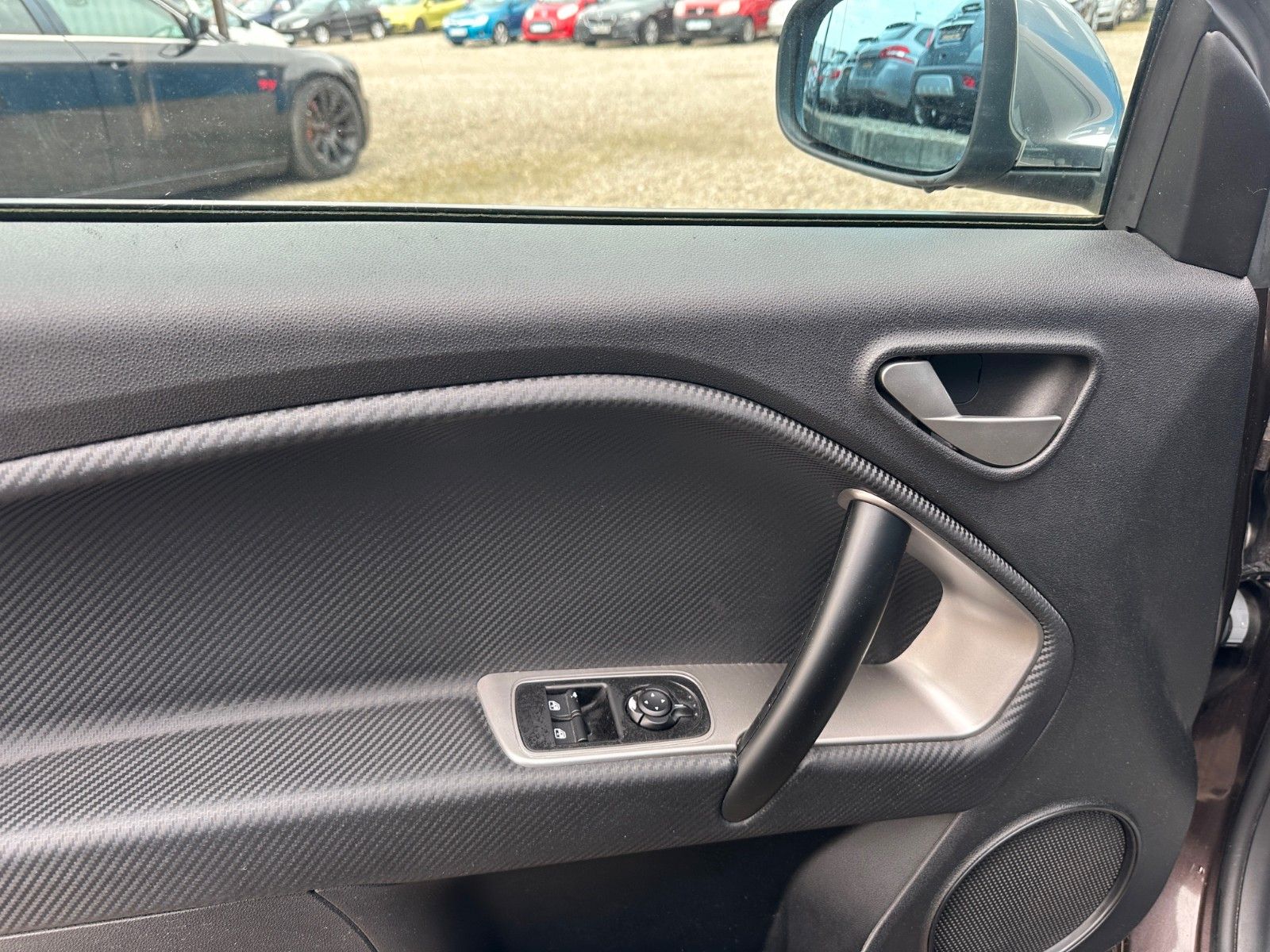 Fahrzeugabbildung Alfa Romeo MiTo Turismo**97 TKM**Klima**Allwetter**