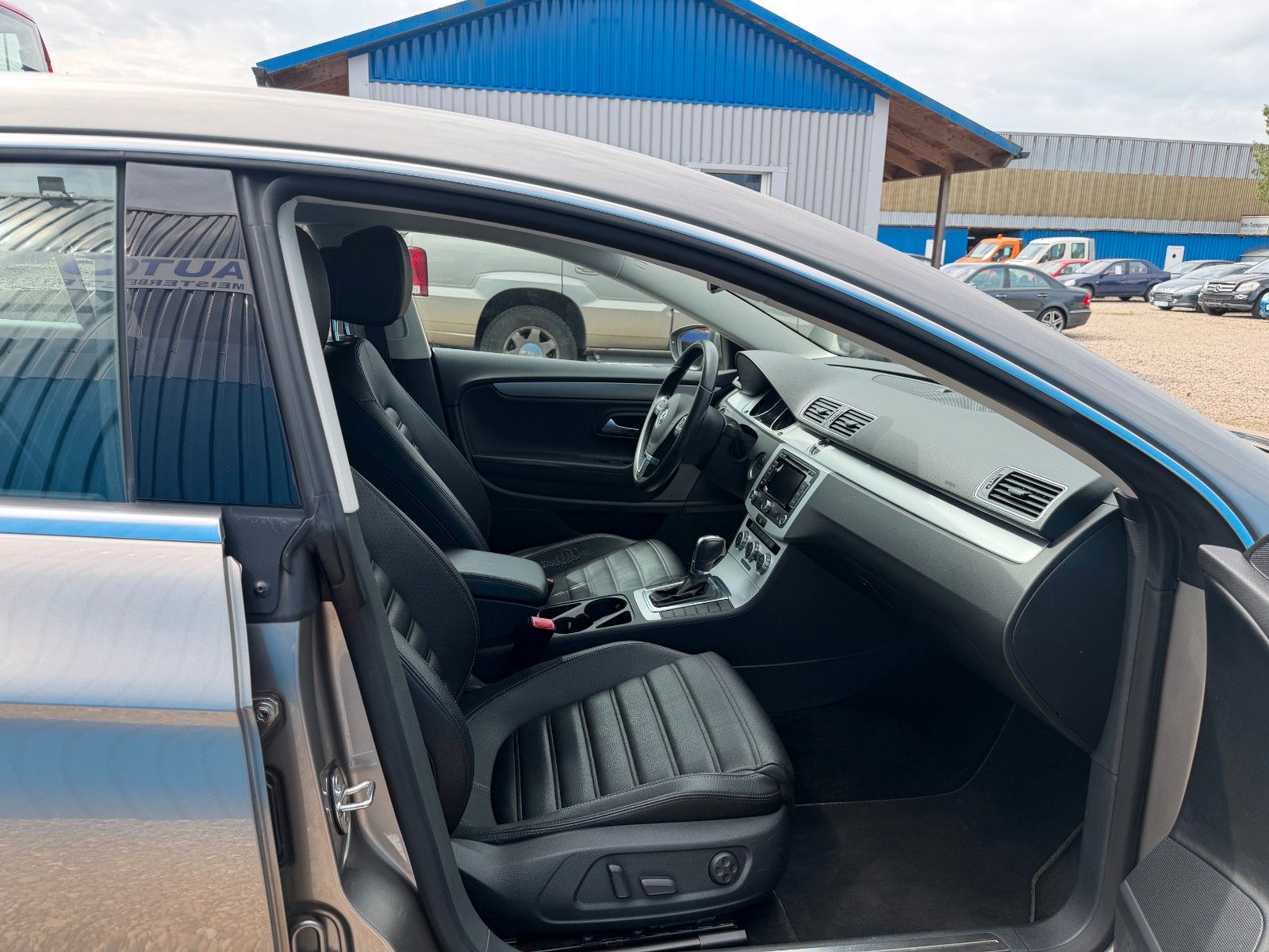 Fahrzeugabbildung Volkswagen Passat CC**Automatik*Leder*Allwetter*Xenon**