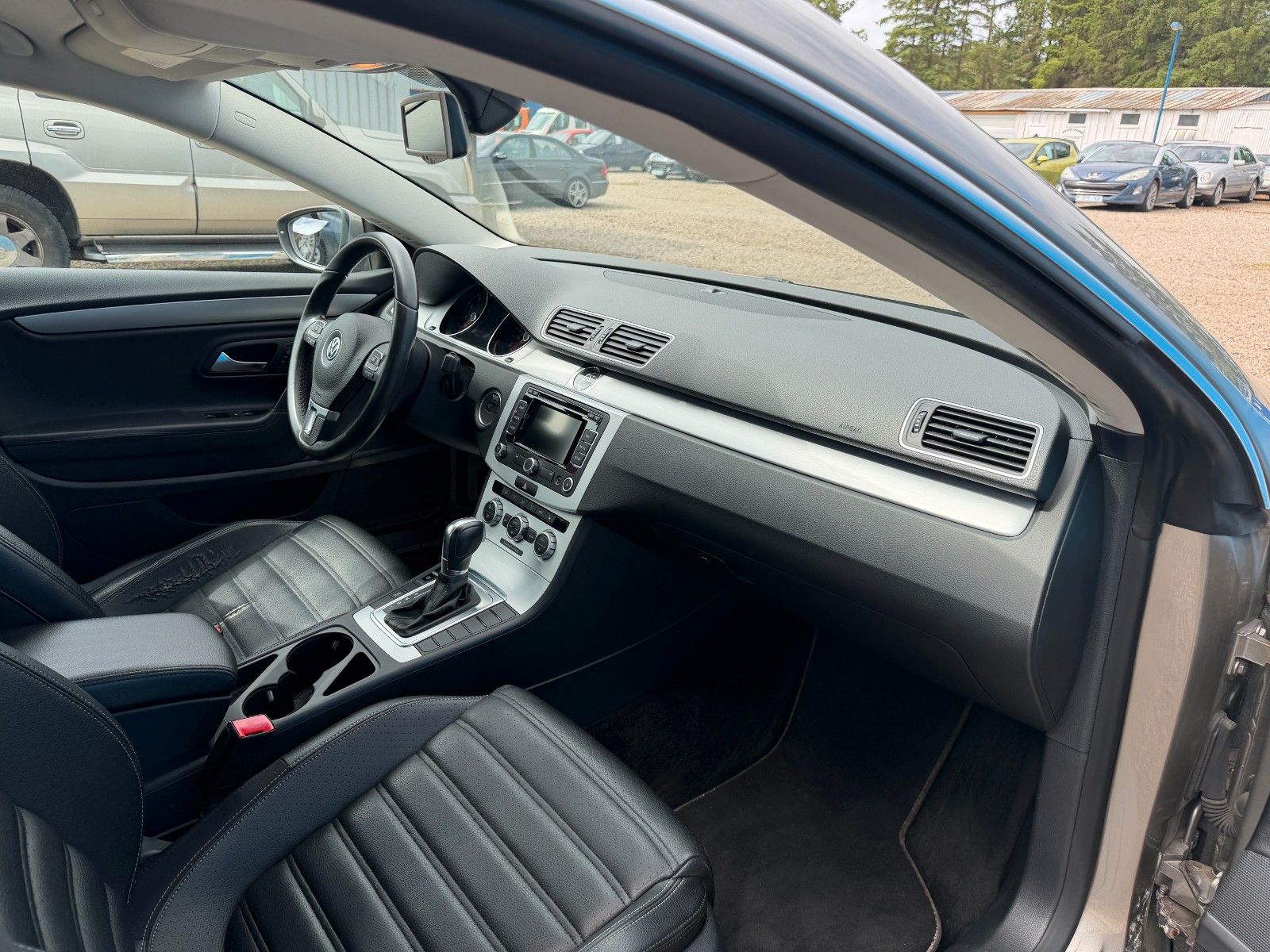Fahrzeugabbildung Volkswagen Passat CC**Automatik*Leder*Allwetter*Xenon**