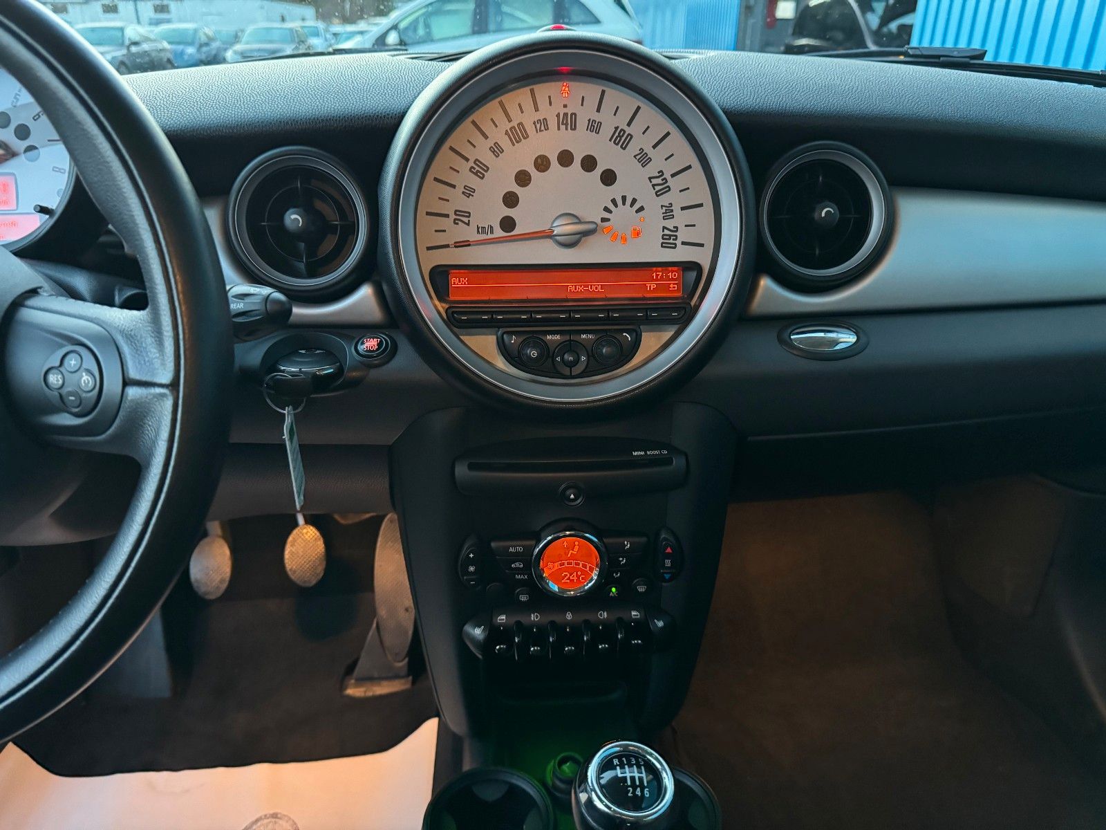 Fahrzeugabbildung MINI COOPER S Clubman**Cooper Soho**Klima**SHZ**Temp*