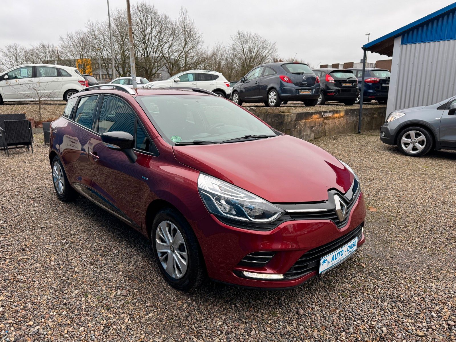 Fahrzeugabbildung Renault Clio IV Grandtour**Limited**Temp*Klima**Euro 6**