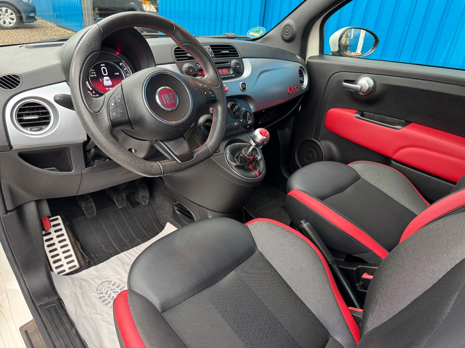Fahrzeugabbildung Fiat 500 S**Dig Tacho**Klima**MFL**Leder**Sport**
