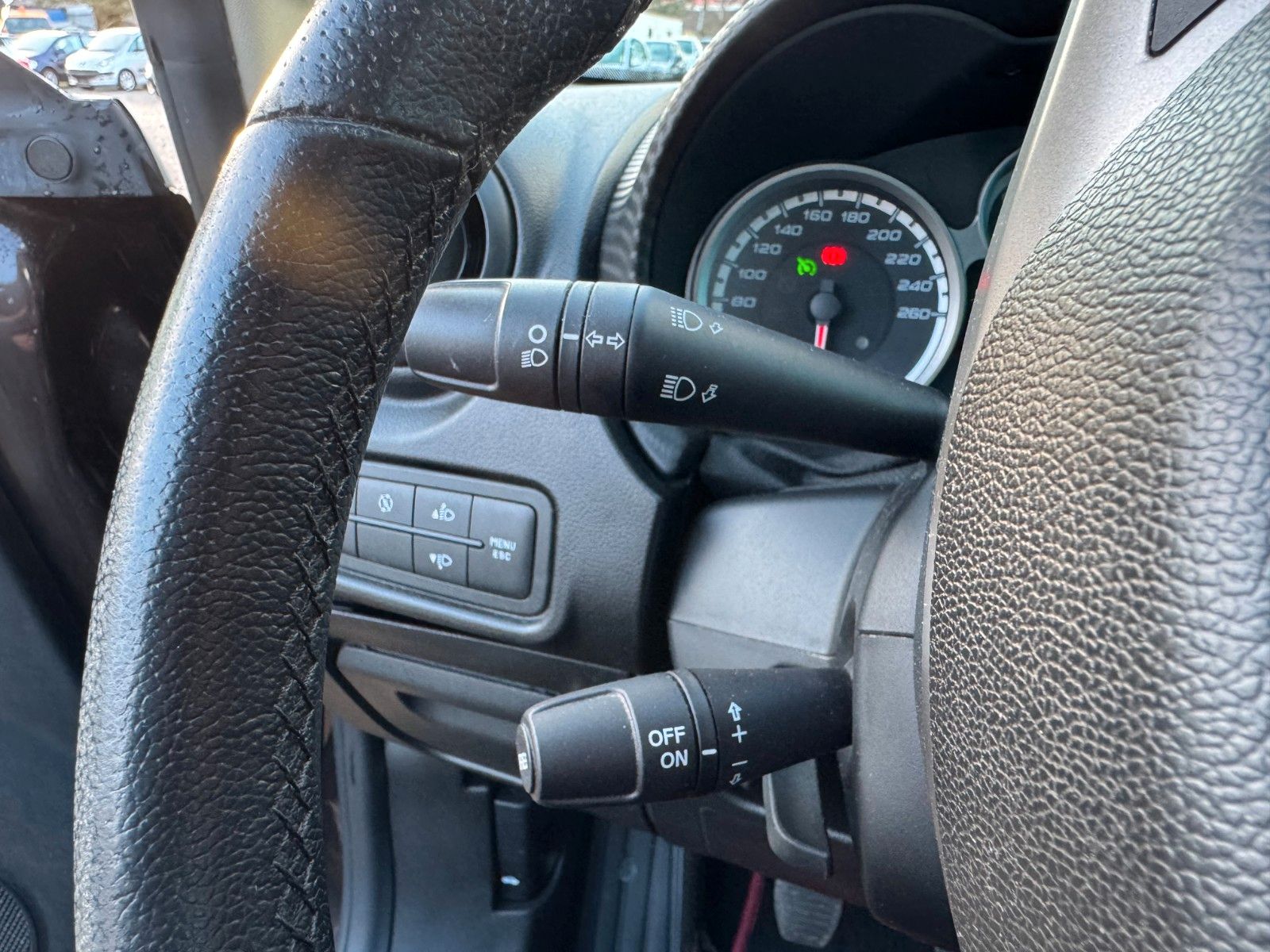 Fahrzeugabbildung Alfa Romeo MiTo Turismo**97 TKM**Klima**Allwetter**