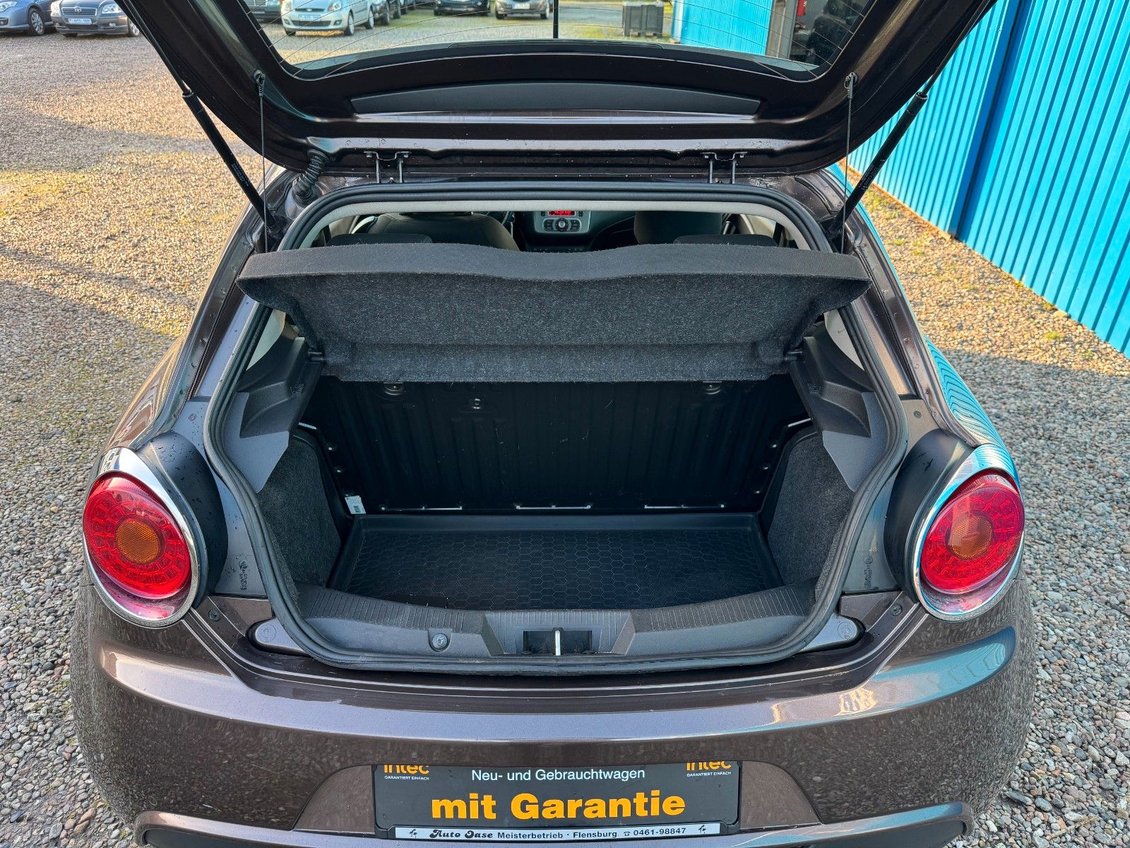 Fahrzeugabbildung Alfa Romeo MiTo Turismo**97 TKM**Klima**Allwetter**
