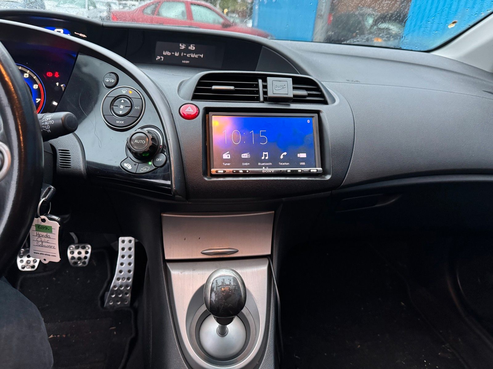 Fahrzeugabbildung Honda Civic Lim. 5-trg. 1.4 **Sport**HU 12/2026**Carpl