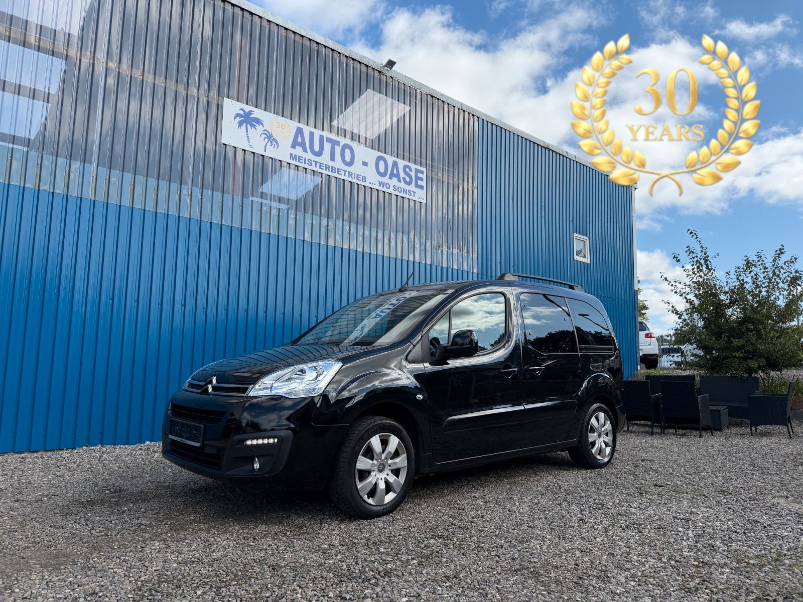 Fahrzeugabbildung Citroën Berlingo Kombi Shine**AHK*Sitzhzng*Kamera*Pano**