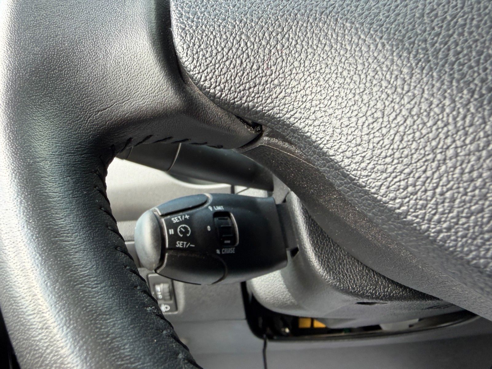 Fahrzeugabbildung Citroën Berlingo Kombi Shine**AHK*Sitzhzng*Kamera*Pano**