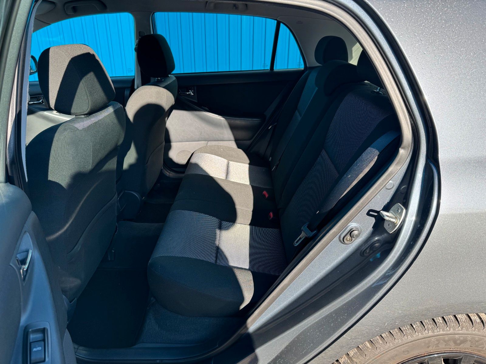 Fahrzeugabbildung Toyota Corolla 1.6 Edition / Compact**Klima**AHK**SHZ**