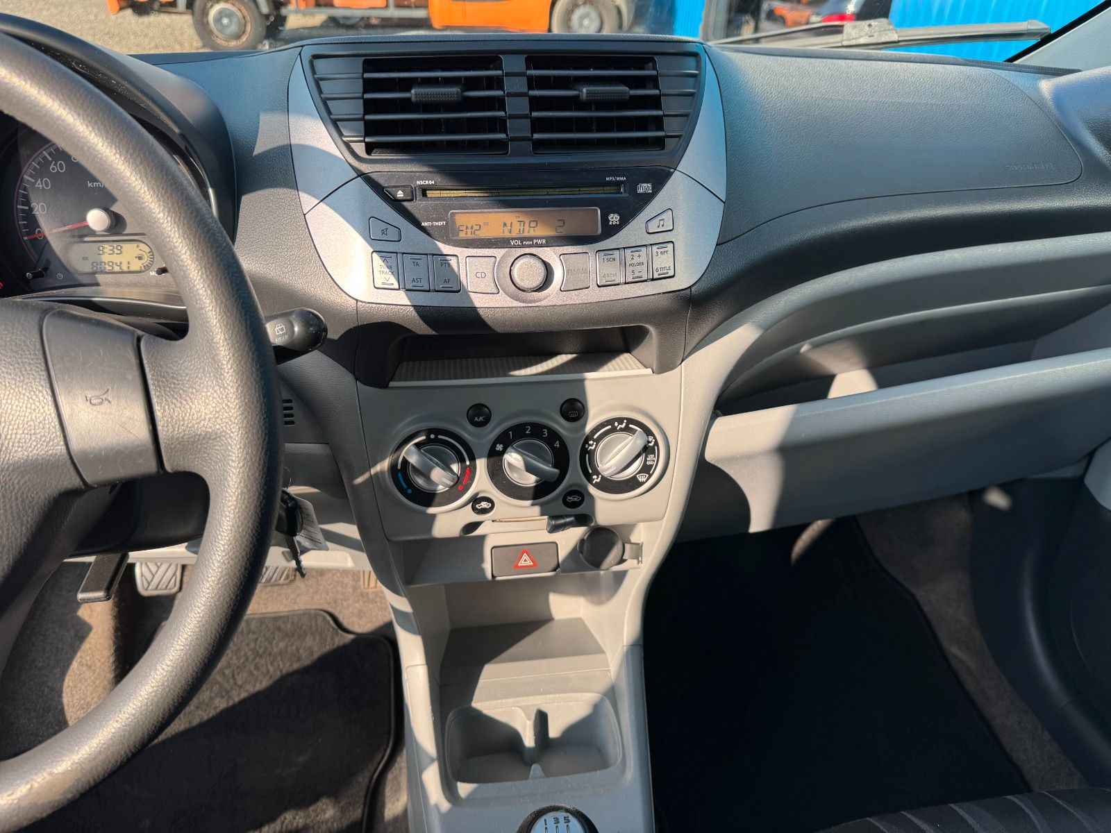 Fahrzeugabbildung Nissan Pixo**Acenta**Klima**