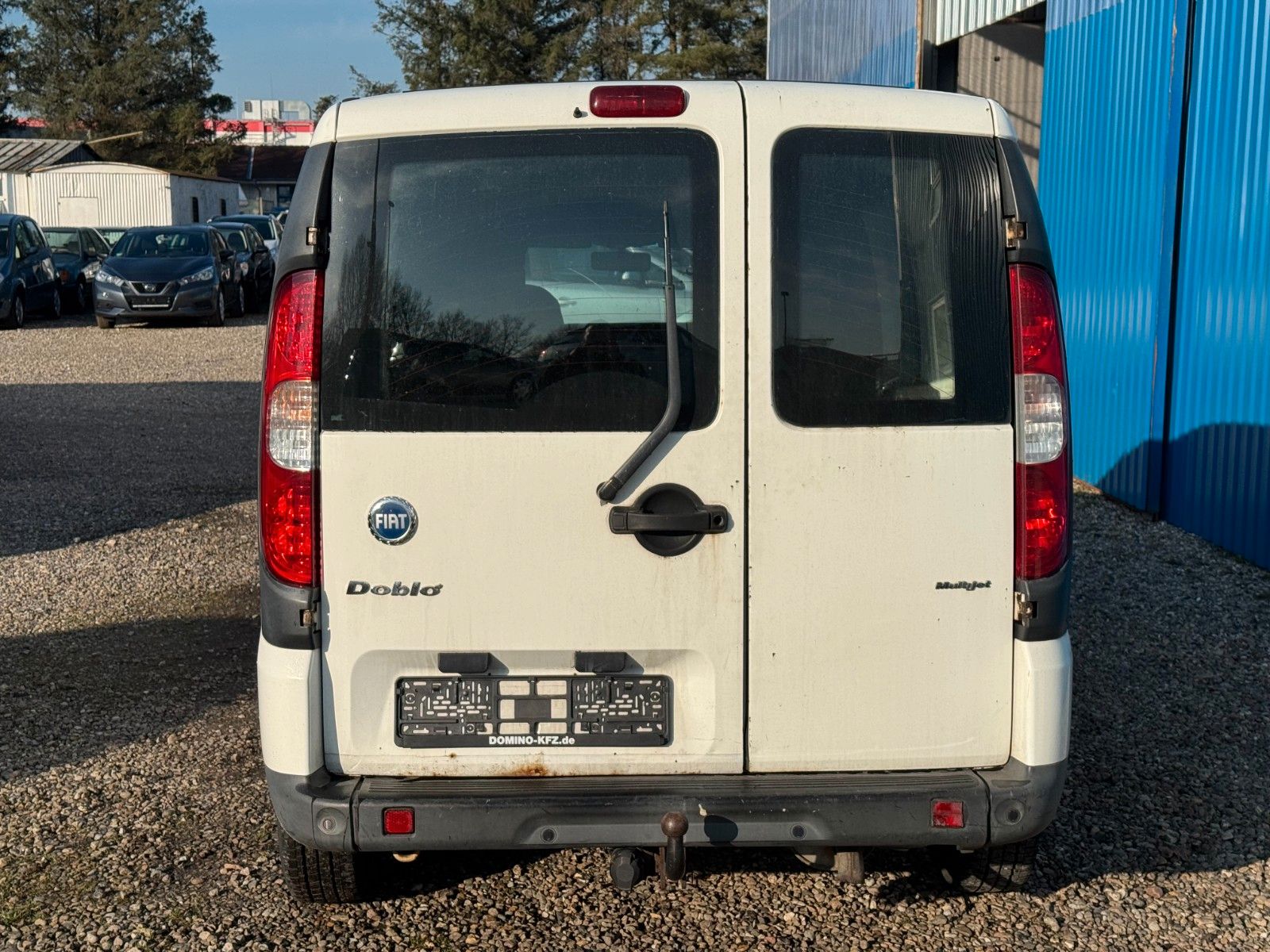 Fahrzeugabbildung Fiat Doblo 1.9 JTD SX **Maxi**Kasten**AHK**HU 03/25**