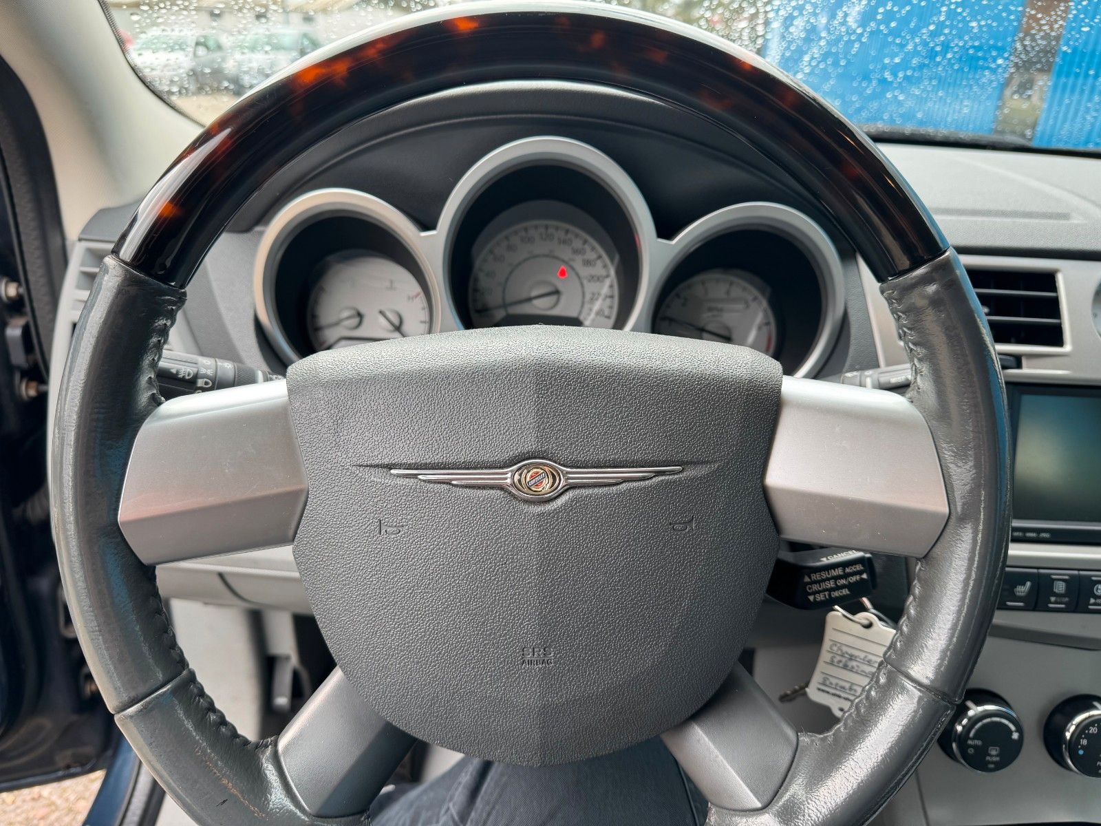 Fahrzeugabbildung Chrysler Sebring**LPG Gas**Leder**Klima**