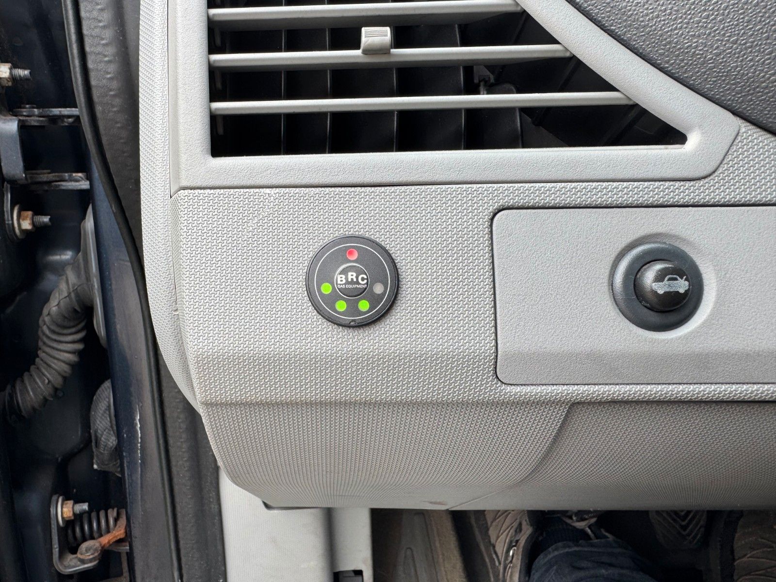 Fahrzeugabbildung Chrysler Sebring**LPG Gas**Leder**Klima**