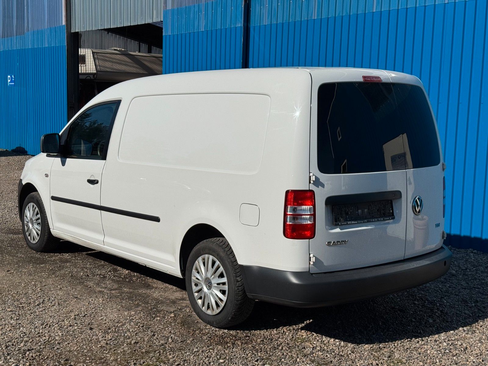 Fahrzeugabbildung Volkswagen Caddy Kasten **Maxi**KLIMA**HU 09/2025**