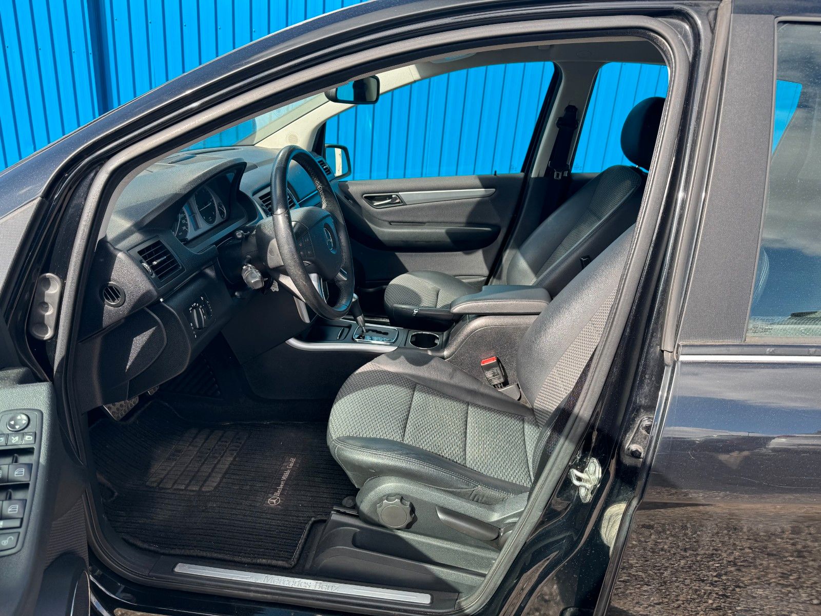 Fahrzeugabbildung Mercedes-Benz B 180 CDI**Automatik**SHZ**Teilleder**Tempo**