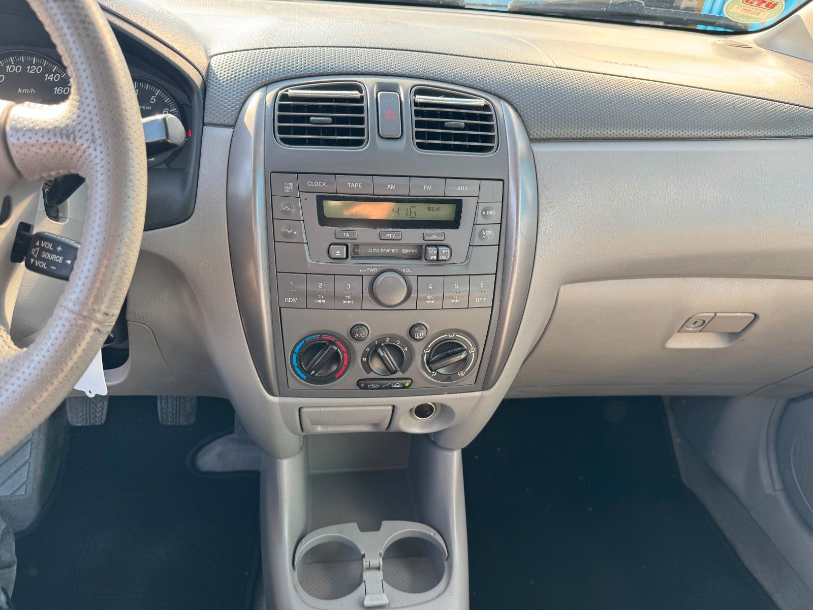 Fahrzeugabbildung Mazda Premacy**Klima** HU 03/2026**
