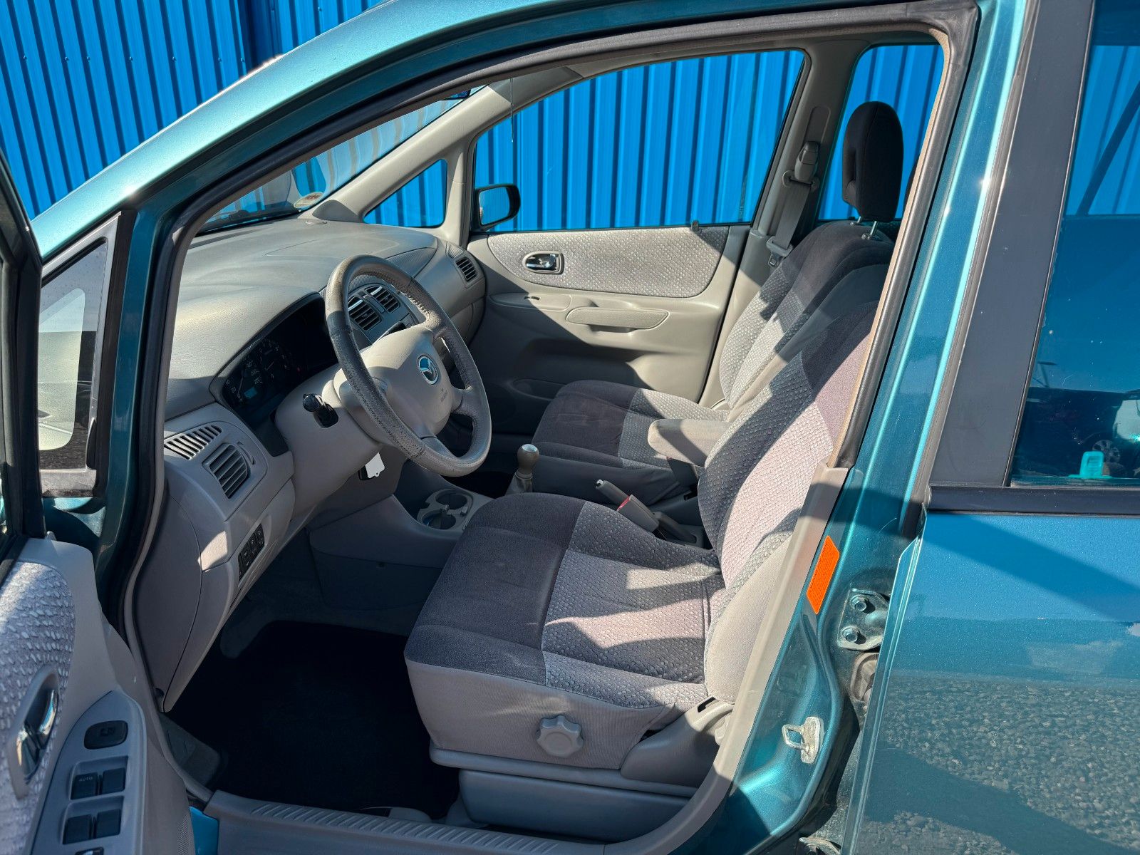 Fahrzeugabbildung Mazda Premacy**Klima** HU 03/2026**