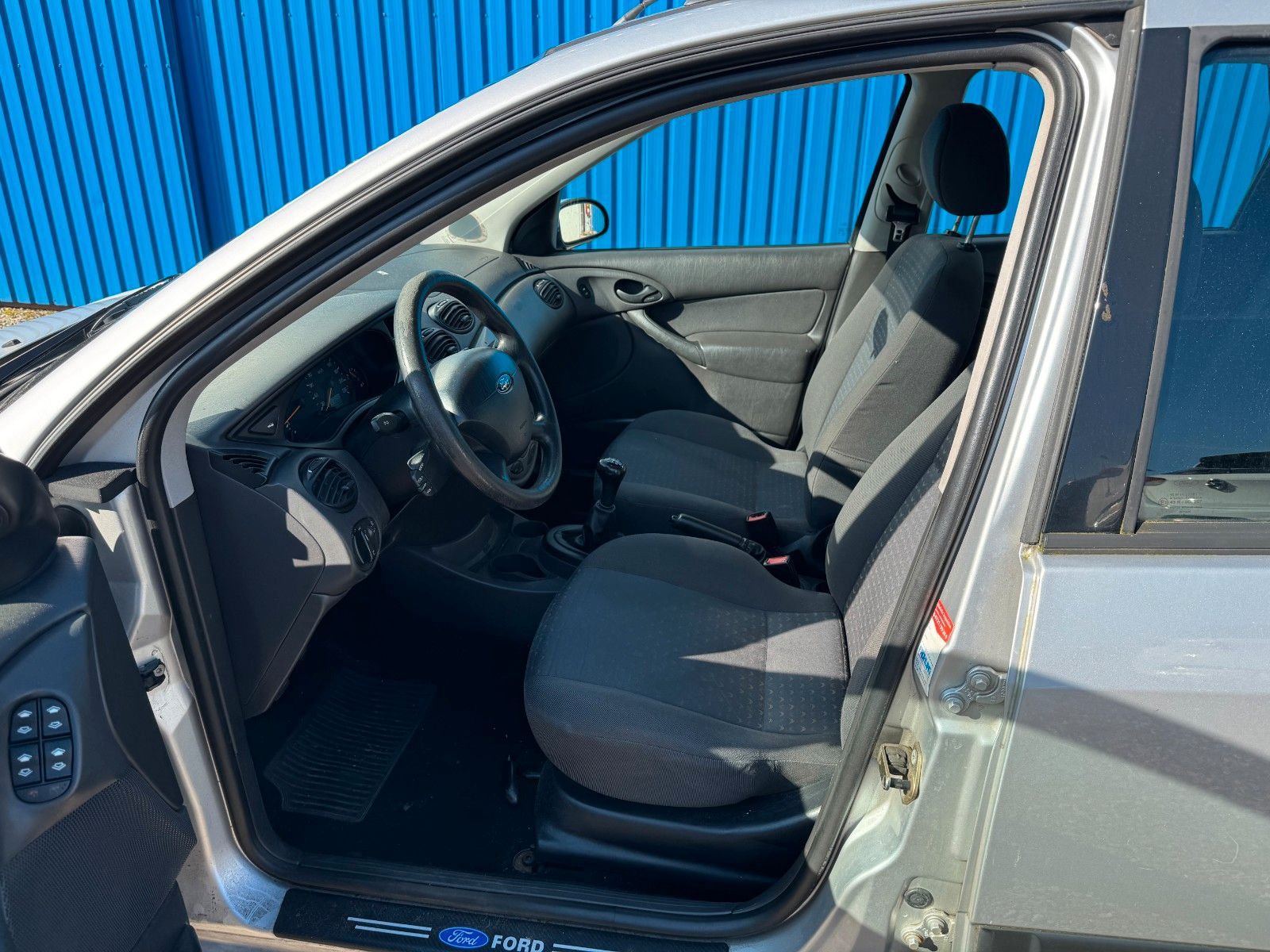 Fahrzeugabbildung Ford Focus 1.6 **Klima**HU 09/2025**