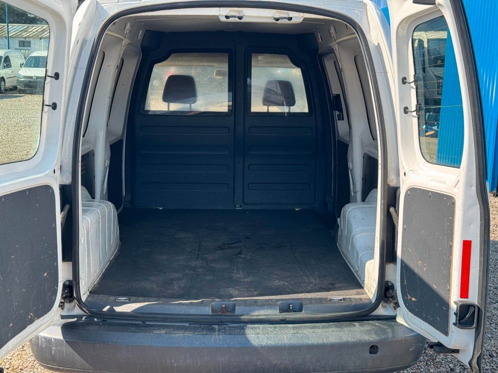 Fahrzeugabbildung Volkswagen Caddy Kasten Maxi**Klima**