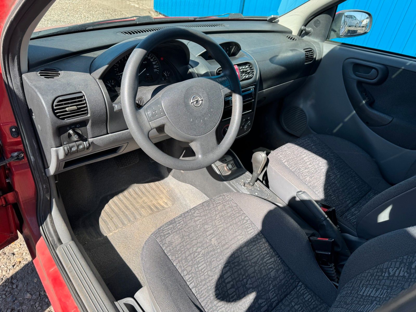 Fahrzeugabbildung Opel Corsa 1.2 16V COMFORT**Automatik**HU04/2026**