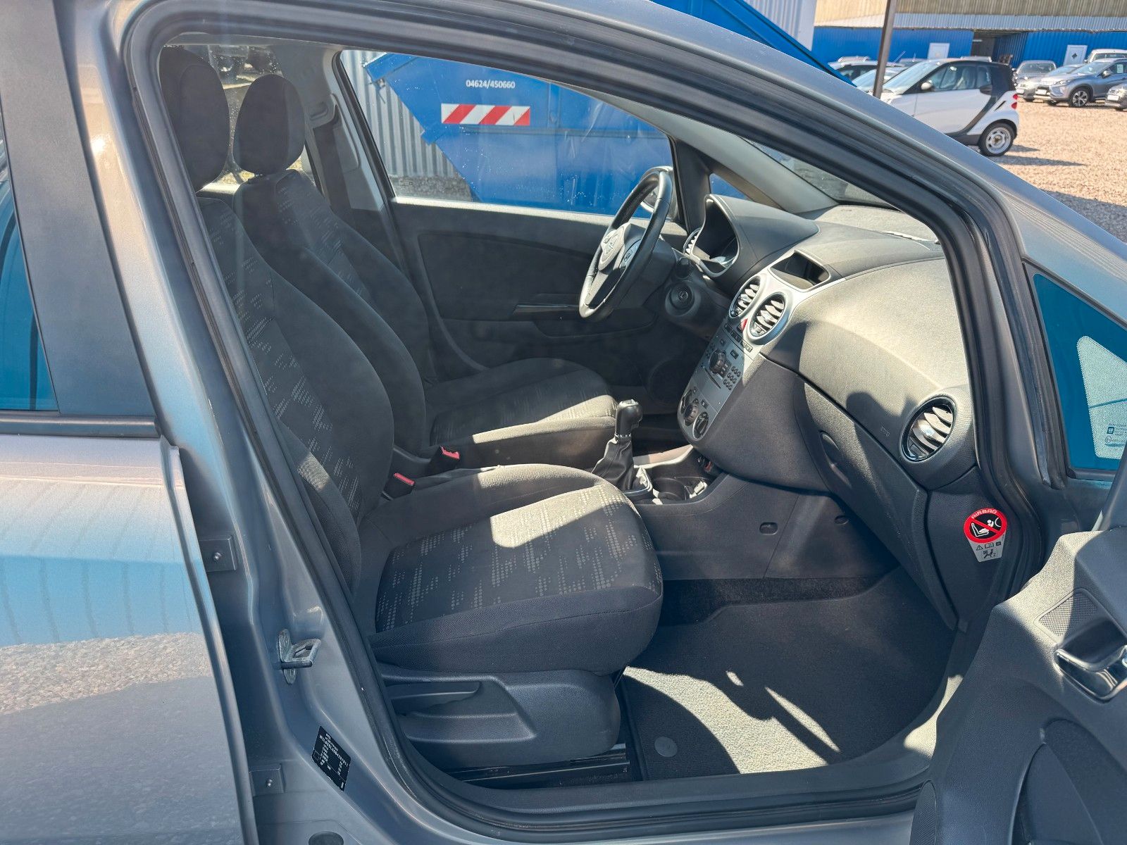 Fahrzeugabbildung Opel Corsa D**Satellite**Klima**SHZ**LRH**