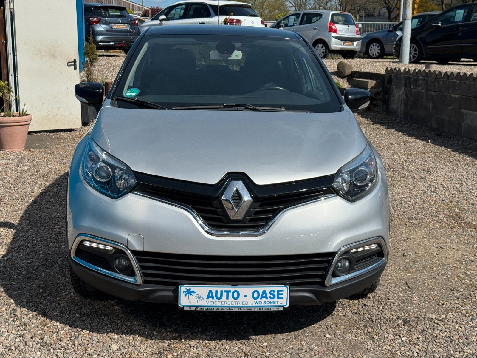 Fahrzeugabbildung Renault Captur**Intens**Temp**Kamera**Klima**