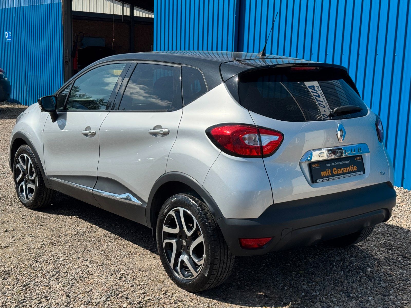 Fahrzeugabbildung Renault Captur**Intens**Temp**Kamera**Klima**
