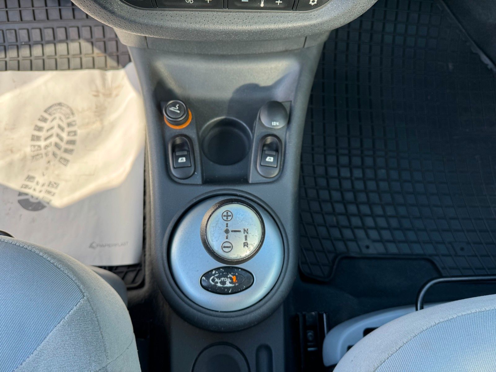 Fahrzeugabbildung Citroën C3 1.6 16V Exclusive SensoDrive*Automatik*Klima*