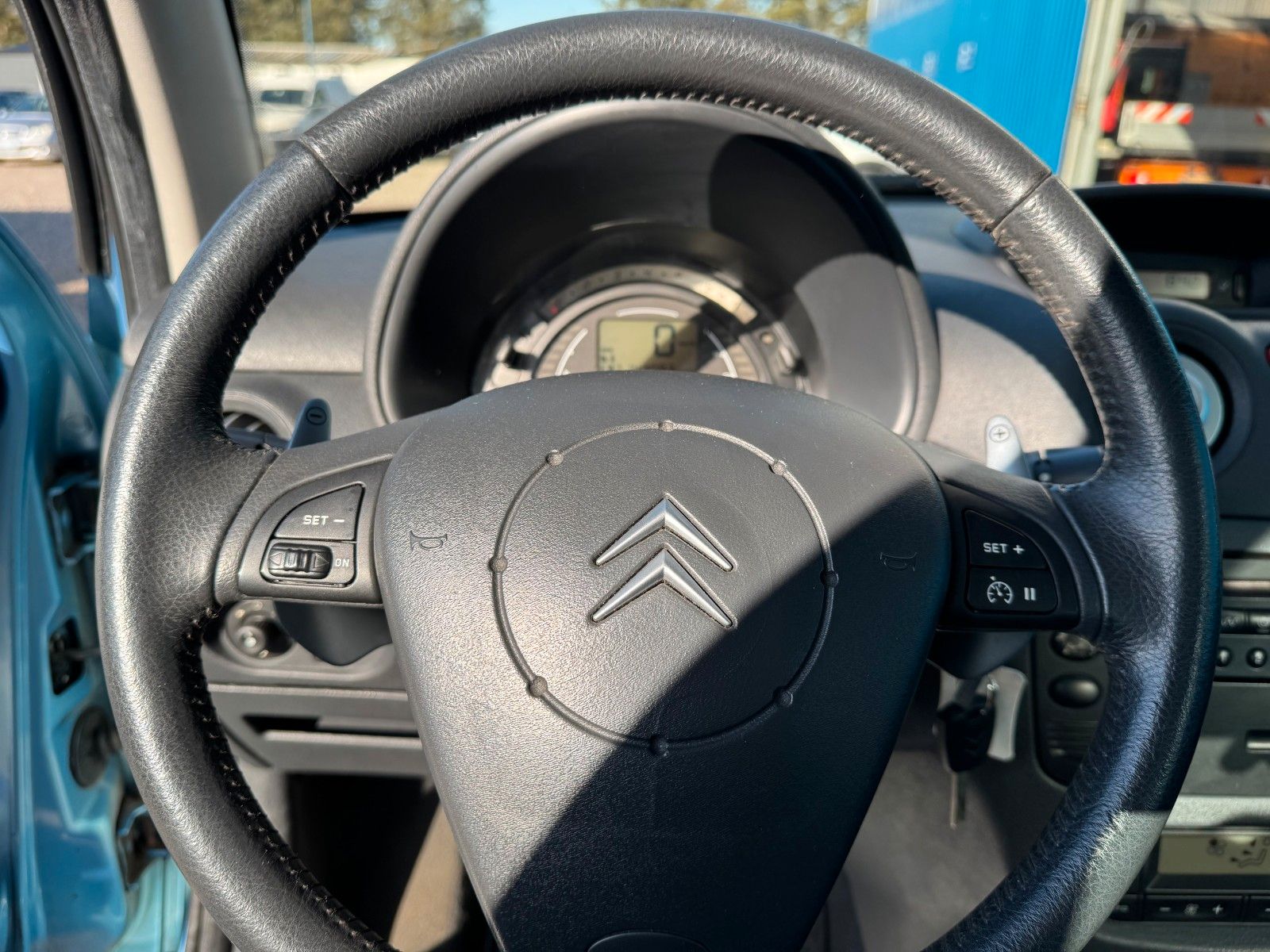 Fahrzeugabbildung Citroën C3 1.6 16V Exclusive SensoDrive*Automatik*Klima*