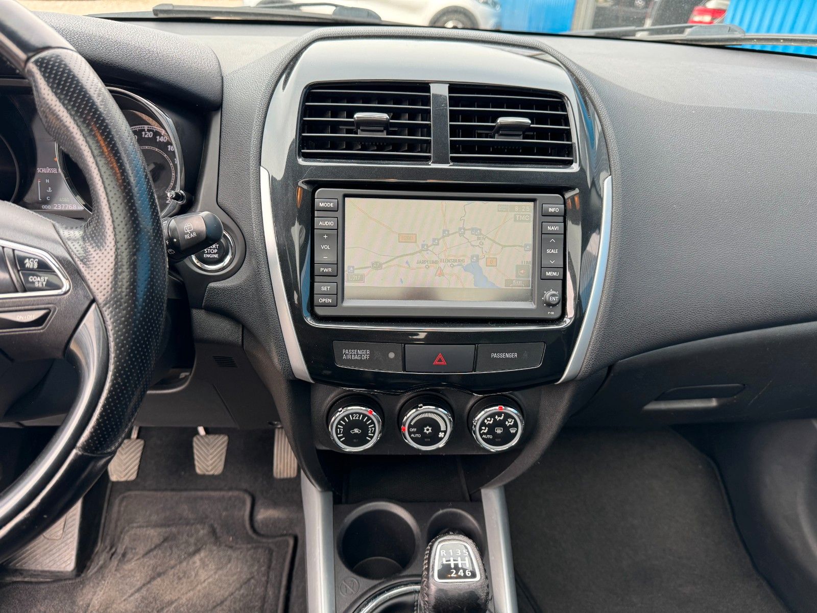 Fahrzeugabbildung Peugeot 4008 Allure 4WD**Navi*AHK*Keyles-GO**