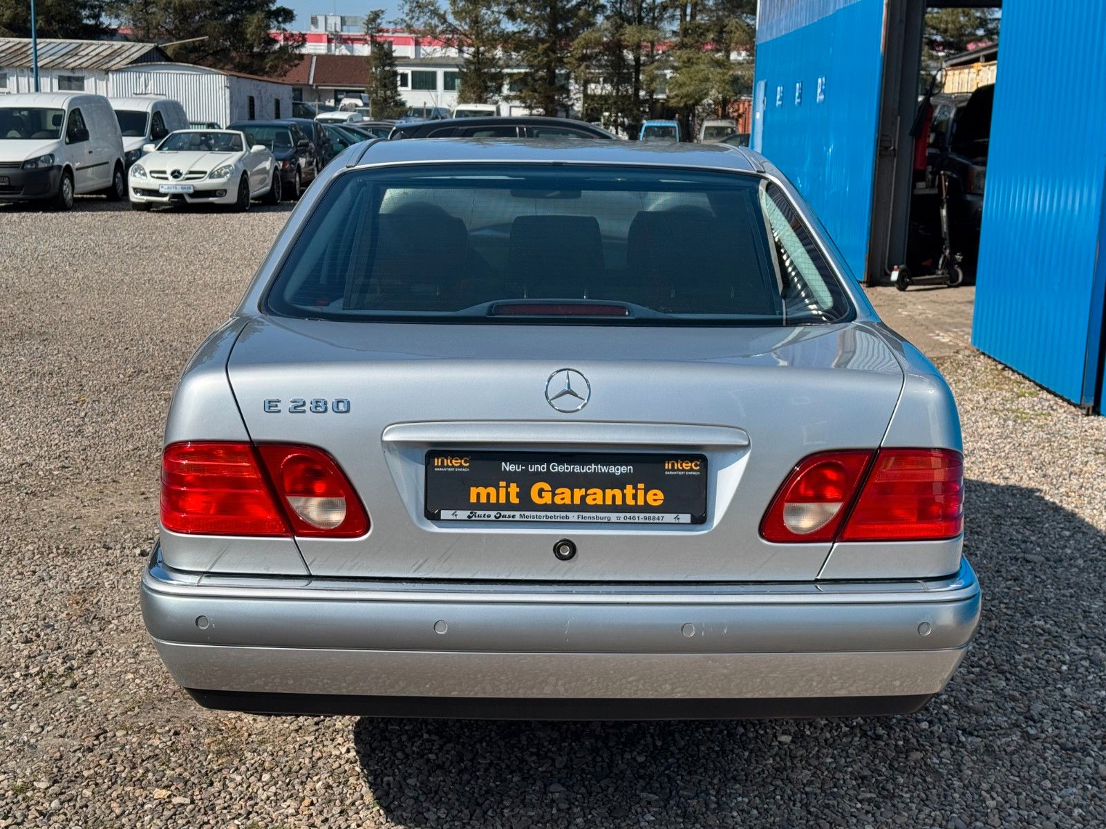 Fahrzeugabbildung Mercedes-Benz E 280*Automatik**Xenon*PDC*Klima*
