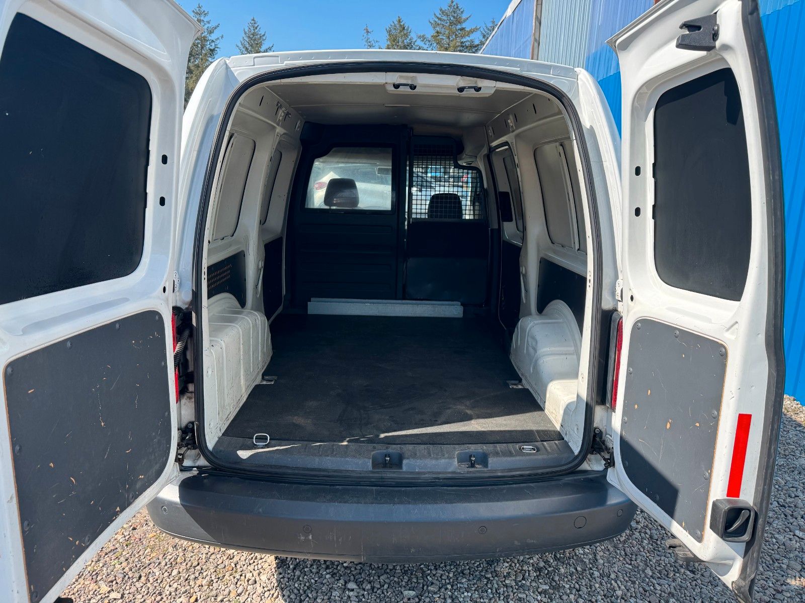 Fahrzeugabbildung Volkswagen Caddy Kasten**Maxi**Klima**Standheizung**