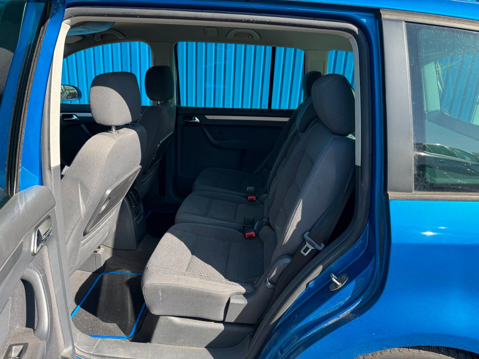 Fahrzeugabbildung Volkswagen Touran**Highline**DSG Automatik**Klima**SHZ**