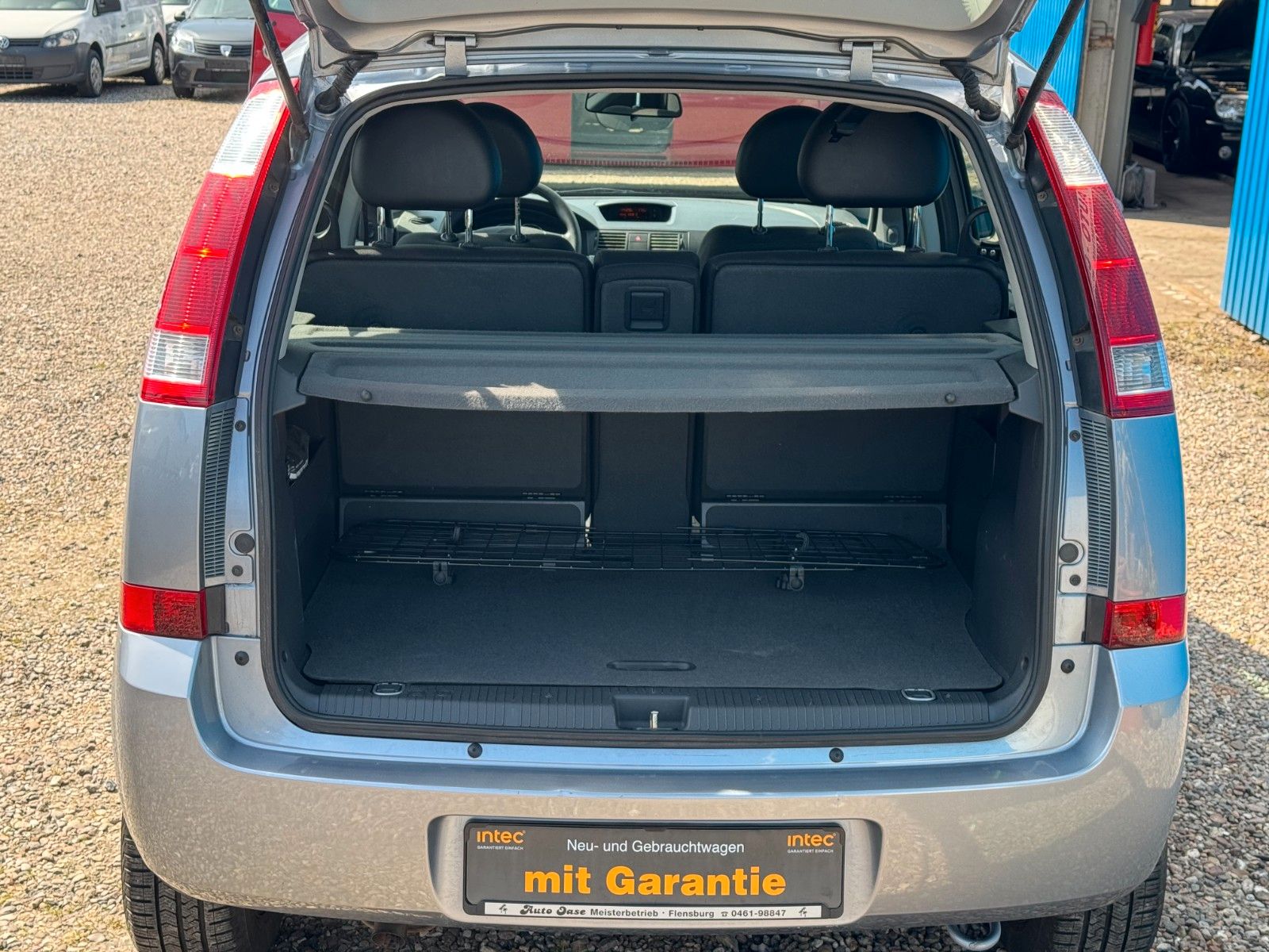 Fahrzeugabbildung Opel Meriva**Edition**Automatik**Klima**97 TKM**