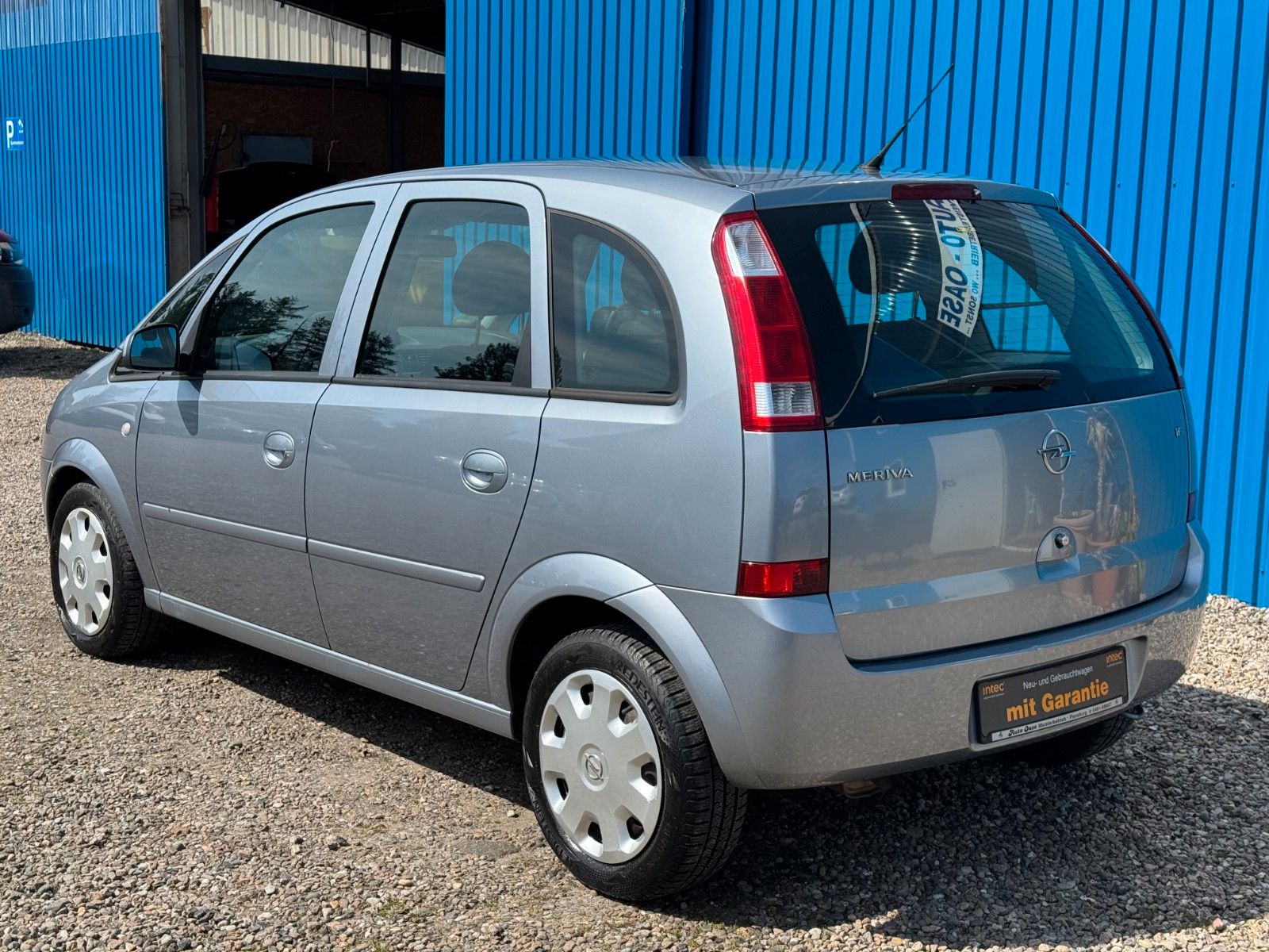 Fahrzeugabbildung Opel Meriva**Edition**Automatik**Klima**97 TKM**