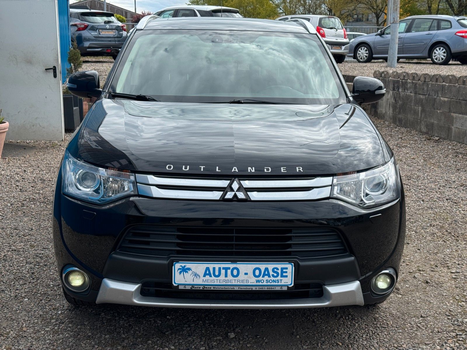 Fahrzeugabbildung Mitsubishi Outlander ClearTec Instyle**4WD**AHK**7 SITZER**