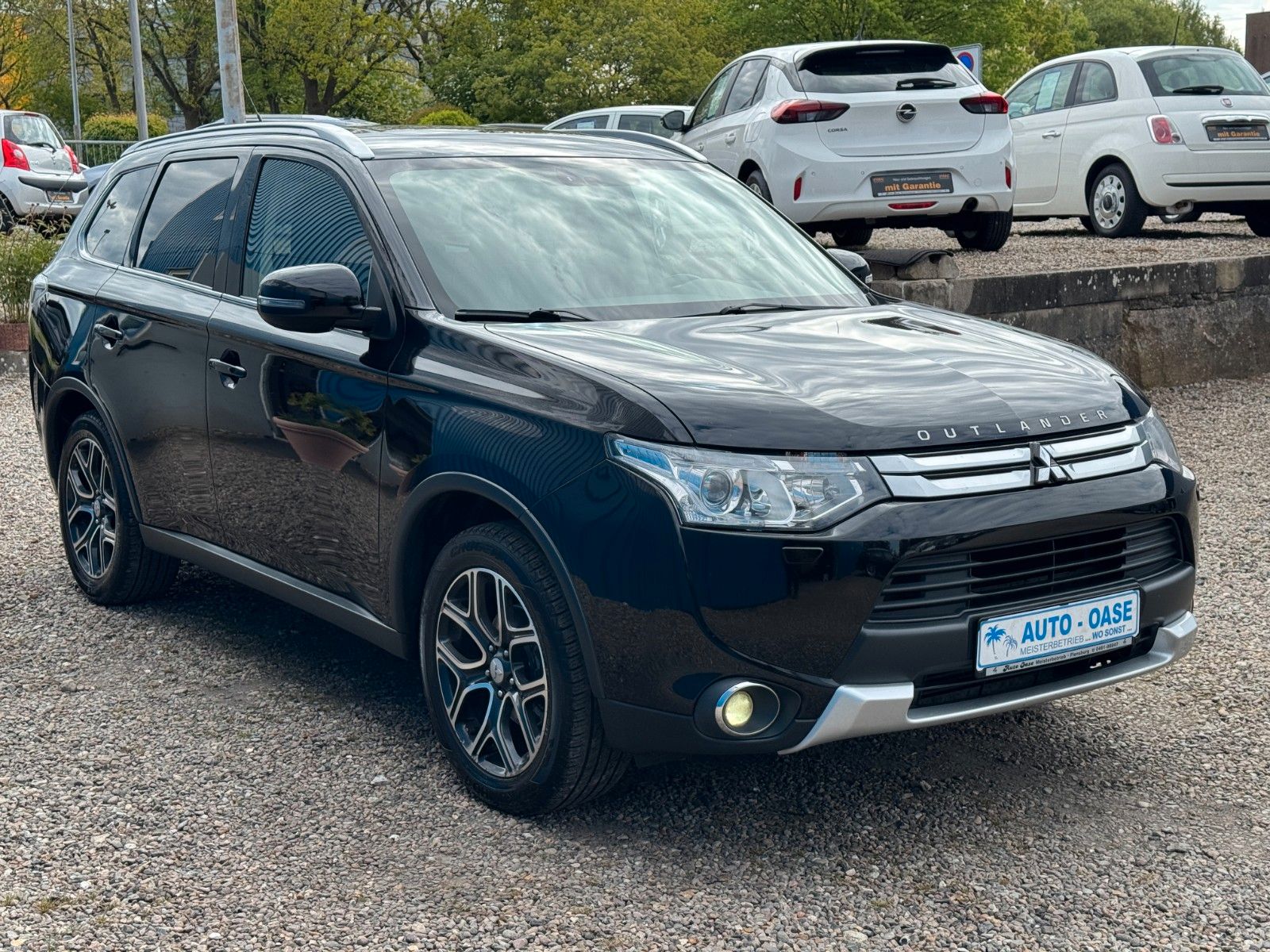 Fahrzeugabbildung Mitsubishi Outlander ClearTec Instyle**4WD**AHK**7 SITZER**