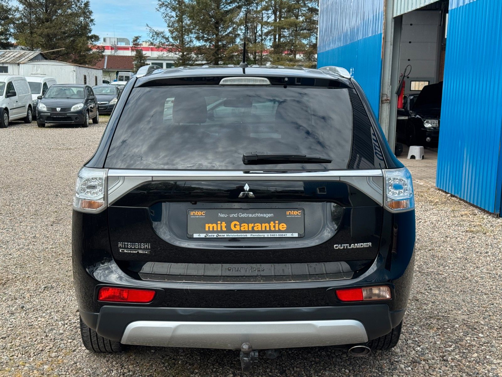 Fahrzeugabbildung Mitsubishi Outlander ClearTec Instyle**4WD**AHK**7 SITZER**